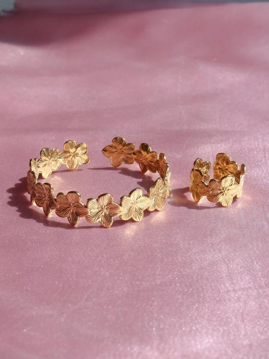 Golden Flower Bracelet And Ring Set
