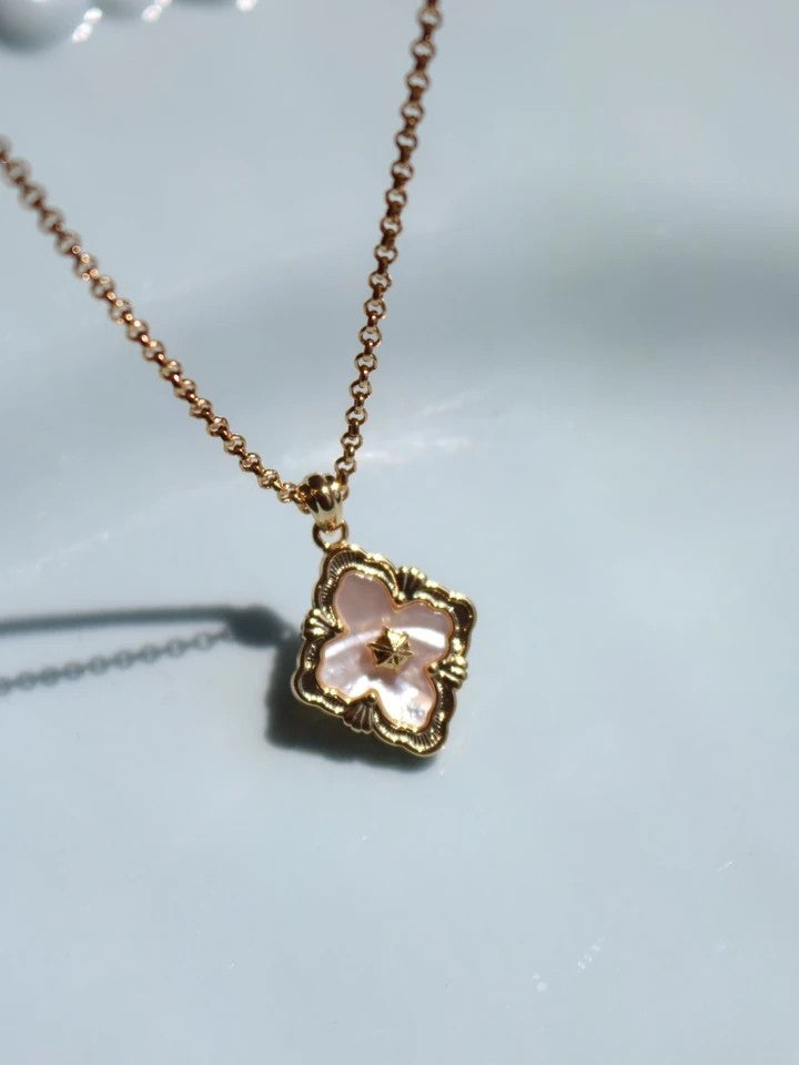 White Flower Patterned Double-Sided Necklace