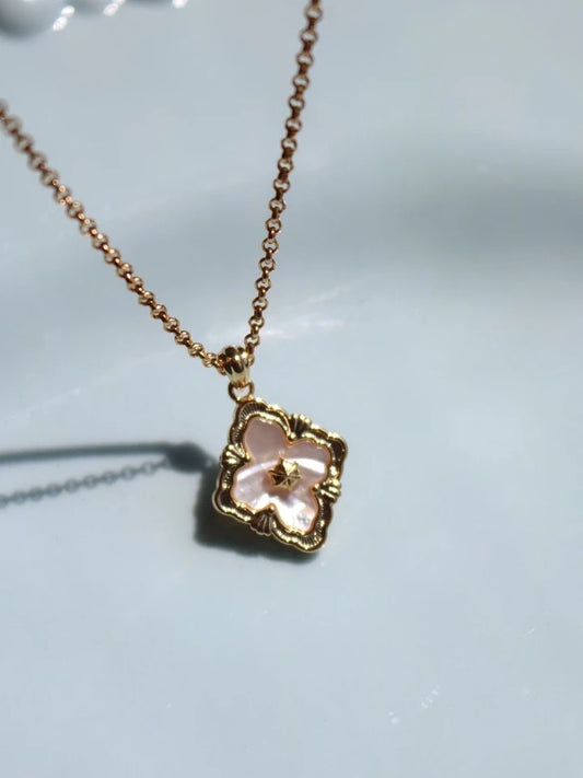 White Flower Patterned Double-Sided Necklace