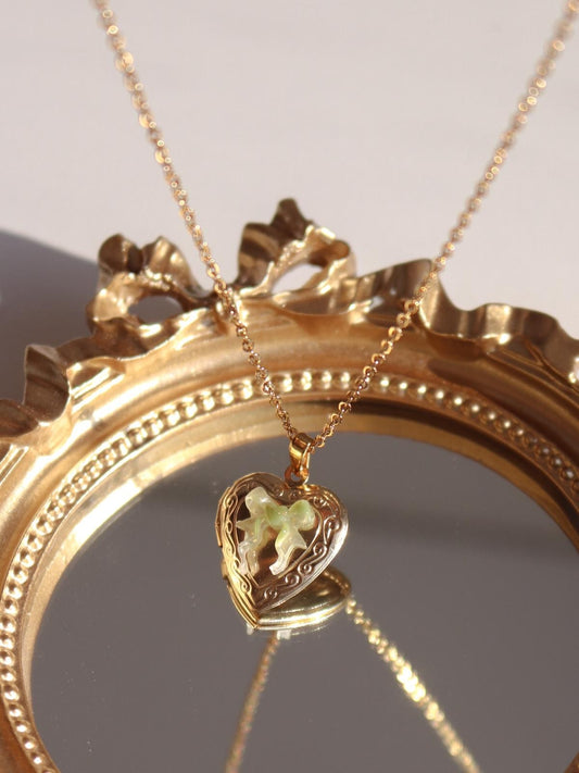 Green Heart Glow Personalized Photo Locket Necklace