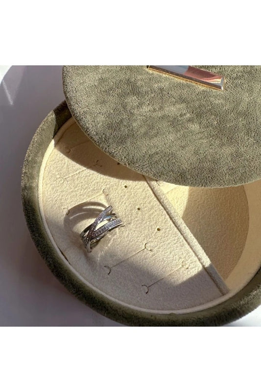 Baguette Stone Round Ring