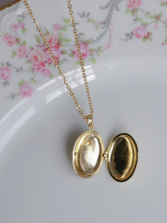 Jellyfish Glow Personalized Photo Locket Necklace