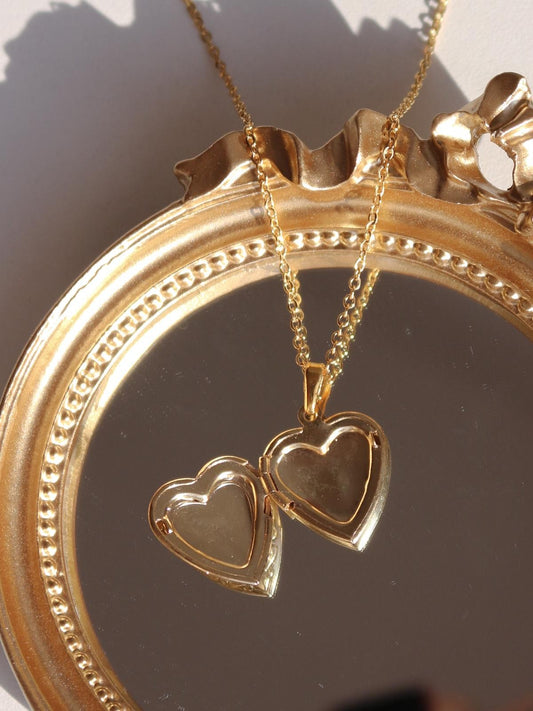 Green Heart Glow Personalized Photo Locket Necklace