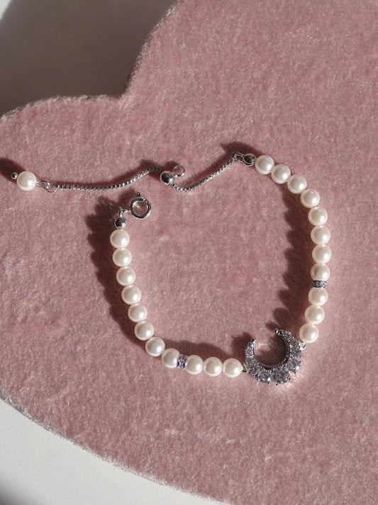 Moonlight Pearl Elevator Bracelet