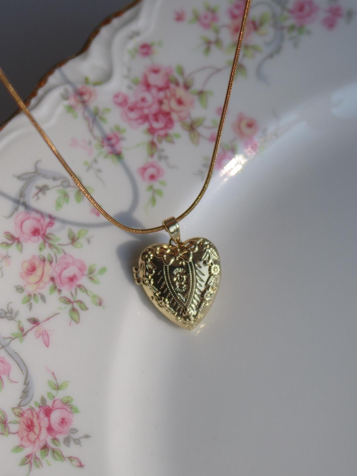 Novelle Bow Heart Personalized Photo Locket Necklace