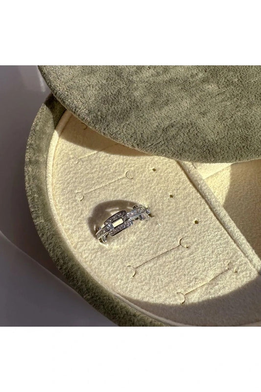 Zircon Stone Thin Chain Ring