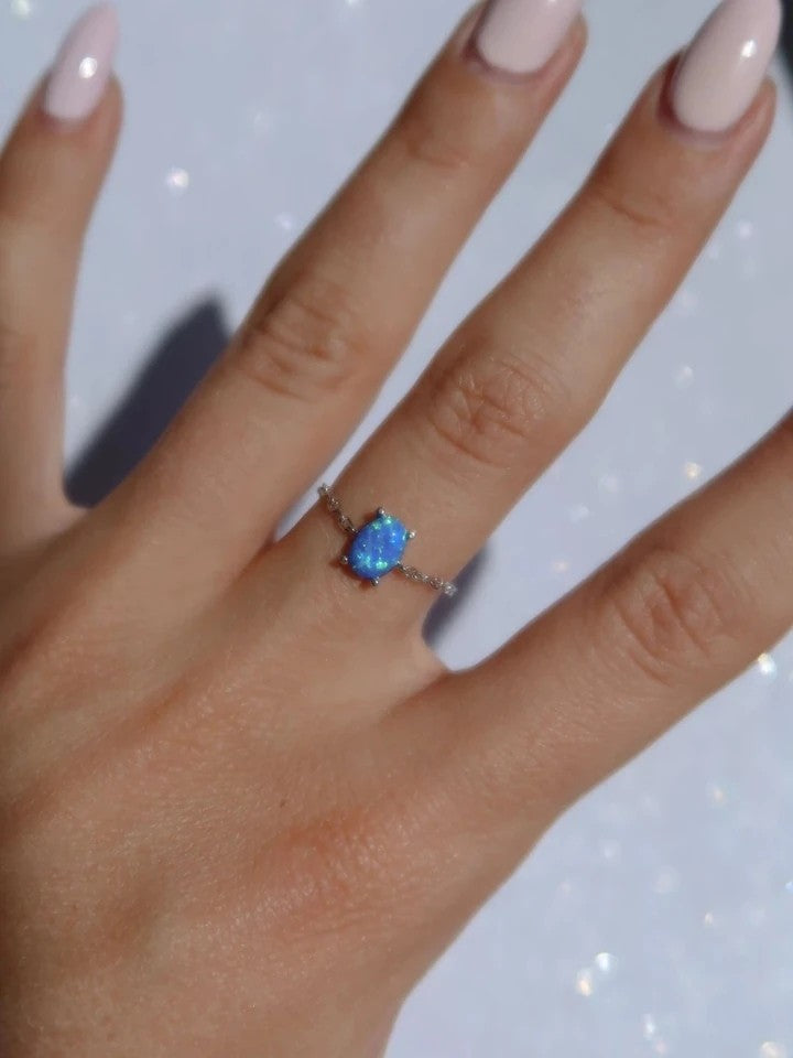 Oval Chain Ring Blue Opal 925 Sterling Silver