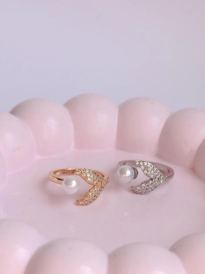 Pearl Lemurian Tail Ring