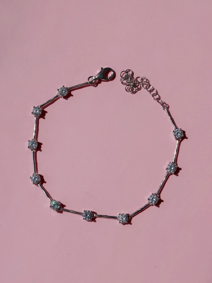 925 Silver Bracelet With Diamond Stone