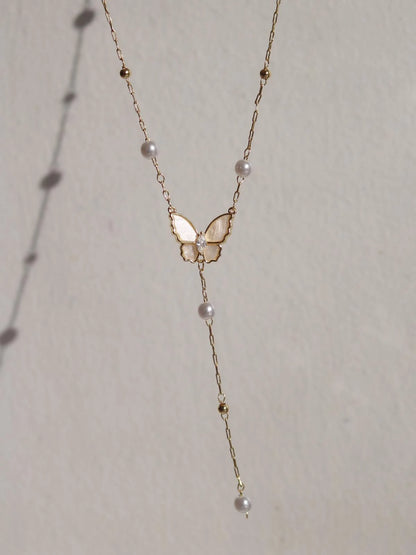 White Pearl Wing Y Necklace