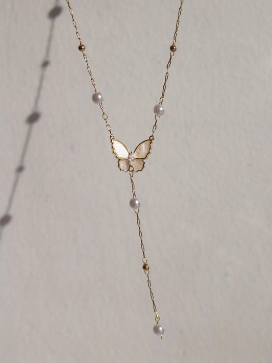 White Pearl Wing Y Necklace
