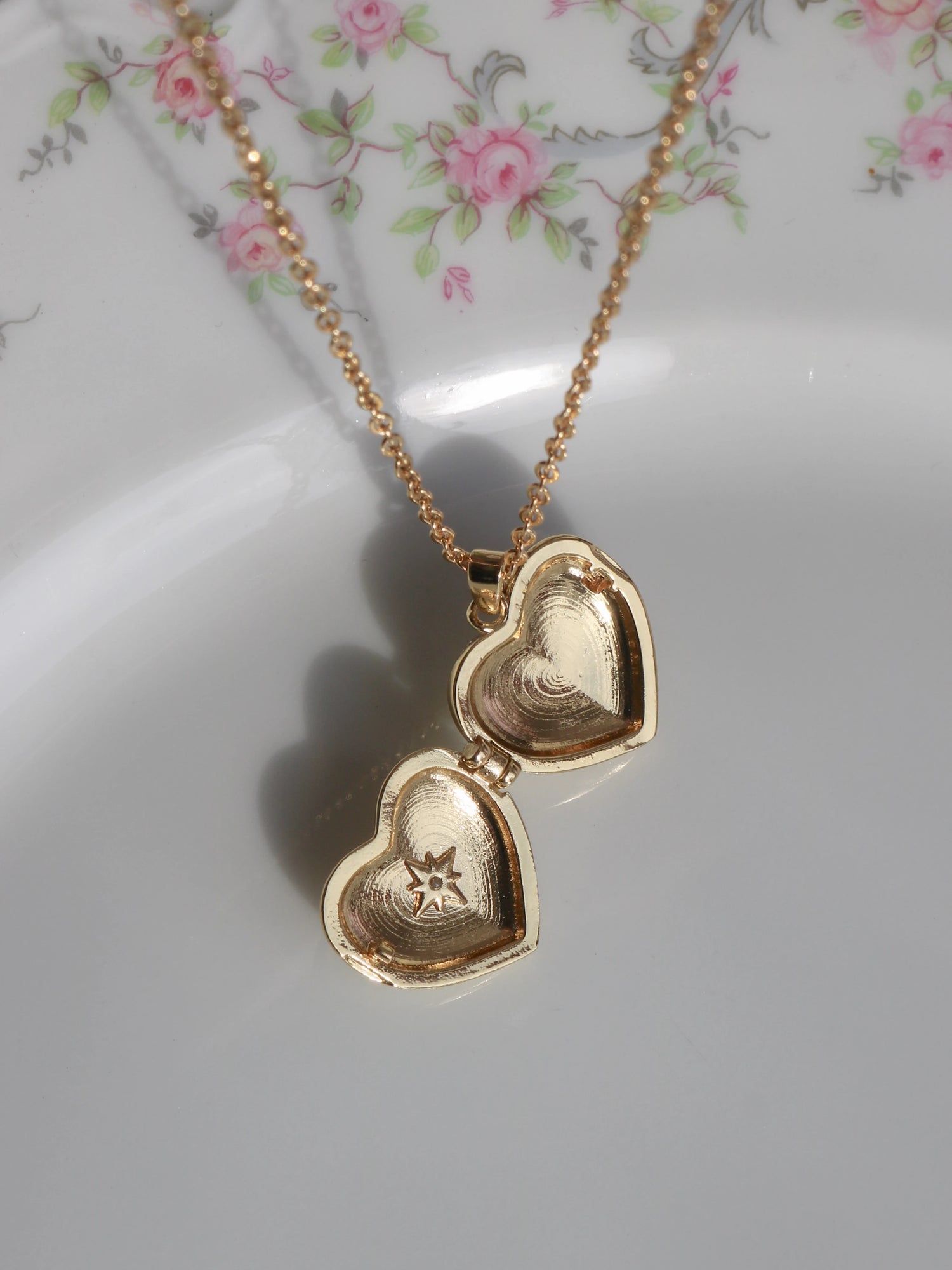 Sparkling Heart Personalized Photo Locket Necklace