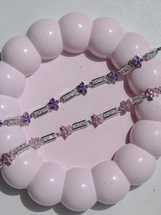 Daisy Baguette Stone Bracelet