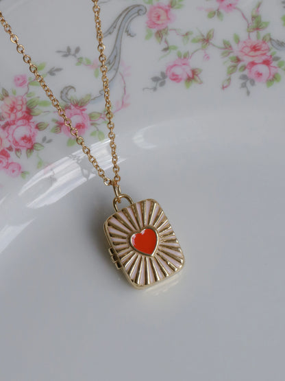 White Heart Of The Sky Personalized Photo Locket Necklace