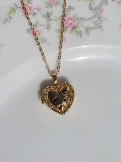 Black Bee Heart Personalized Photo Locket Necklace