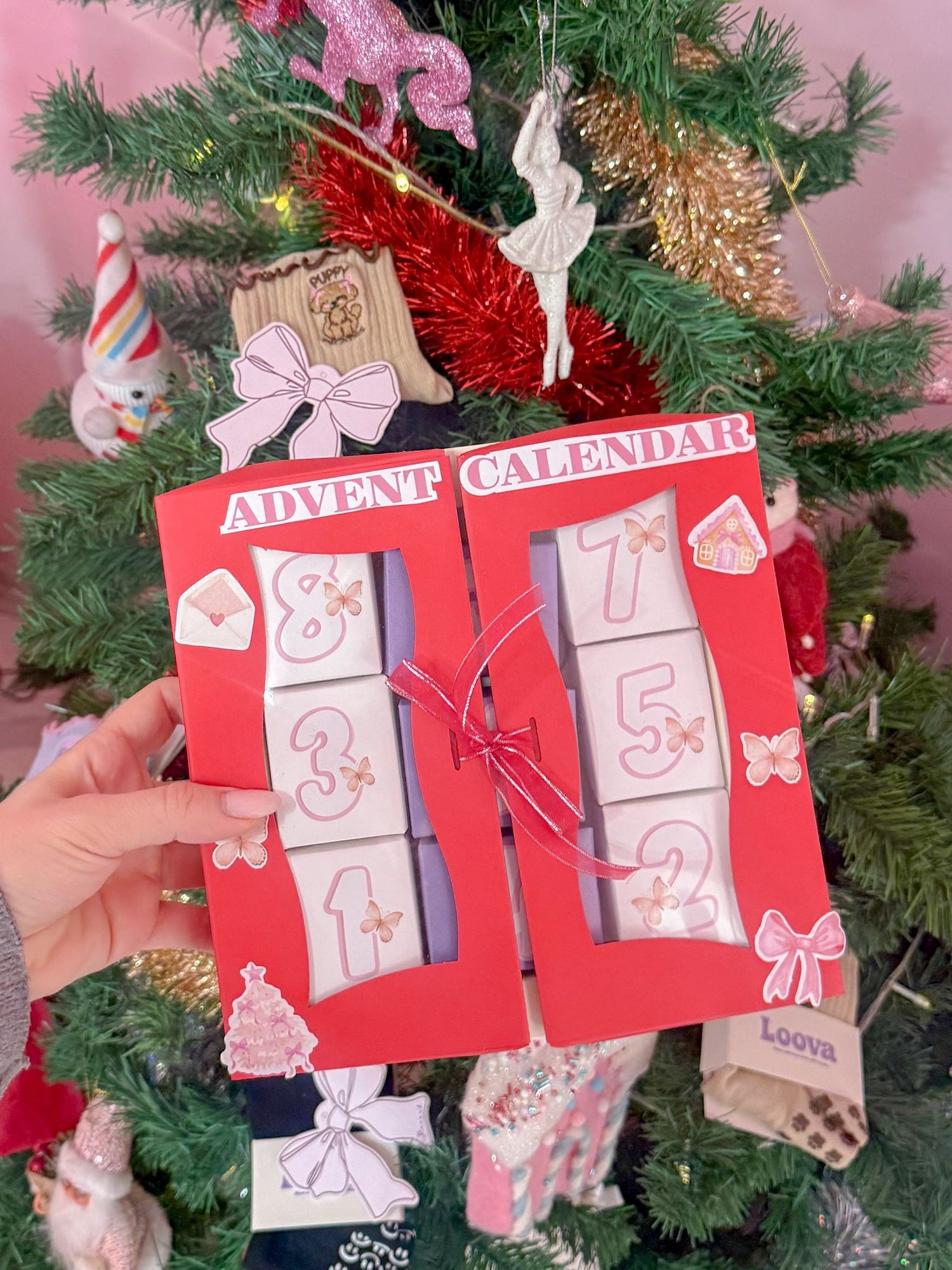 Reorah Red Bracelet and Charms Advent Calendar 9 Pieces