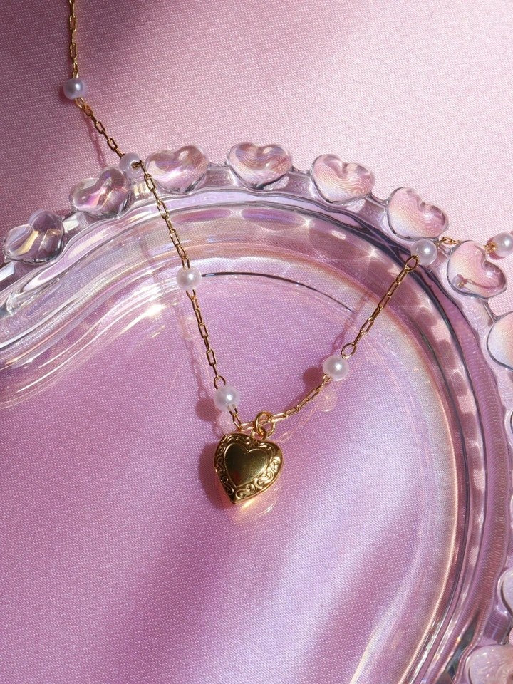 Minimal Pearl-Covered Heart Necklace