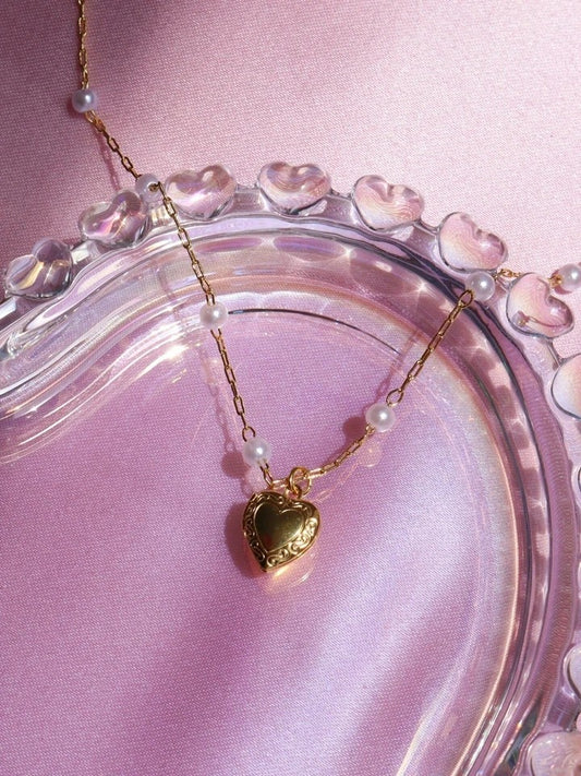 Minimal Pearl-Covered Heart Necklace