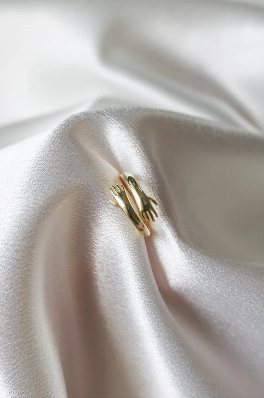 Hug Me 925 Silver Ring