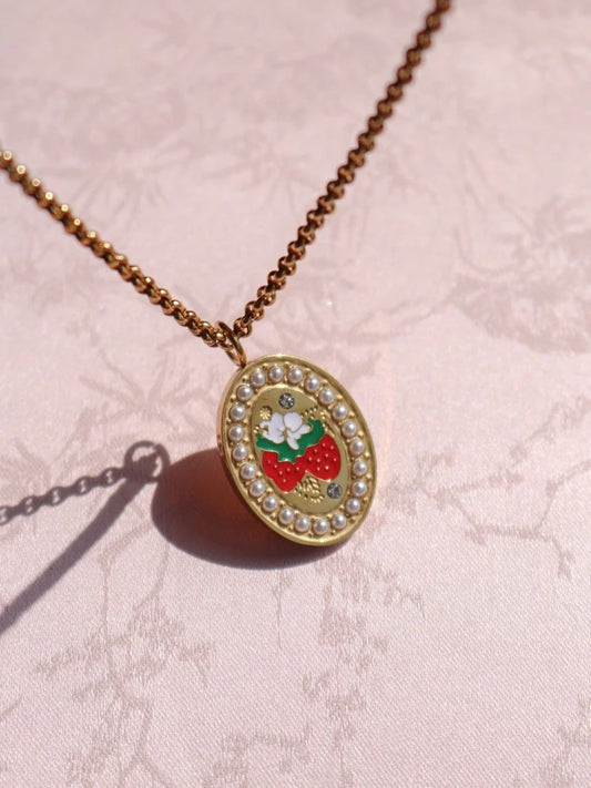 Vintage Pearl Strawberry Steel Necklace