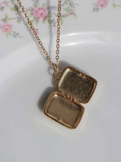 Heart Of The Sky Personalized Photo Locket Necklace