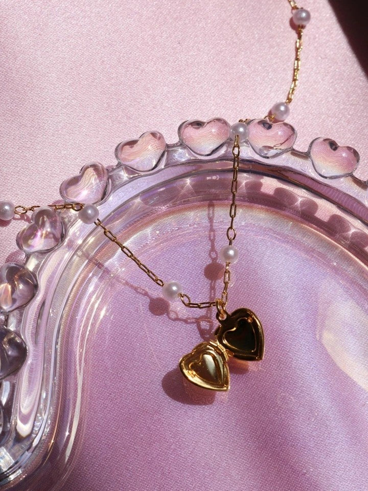 Minimal Pearl-Covered Heart Necklace