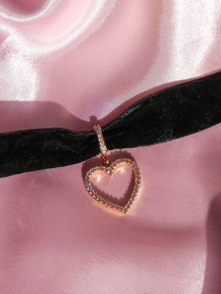 Shiny Heart Velvet Choker