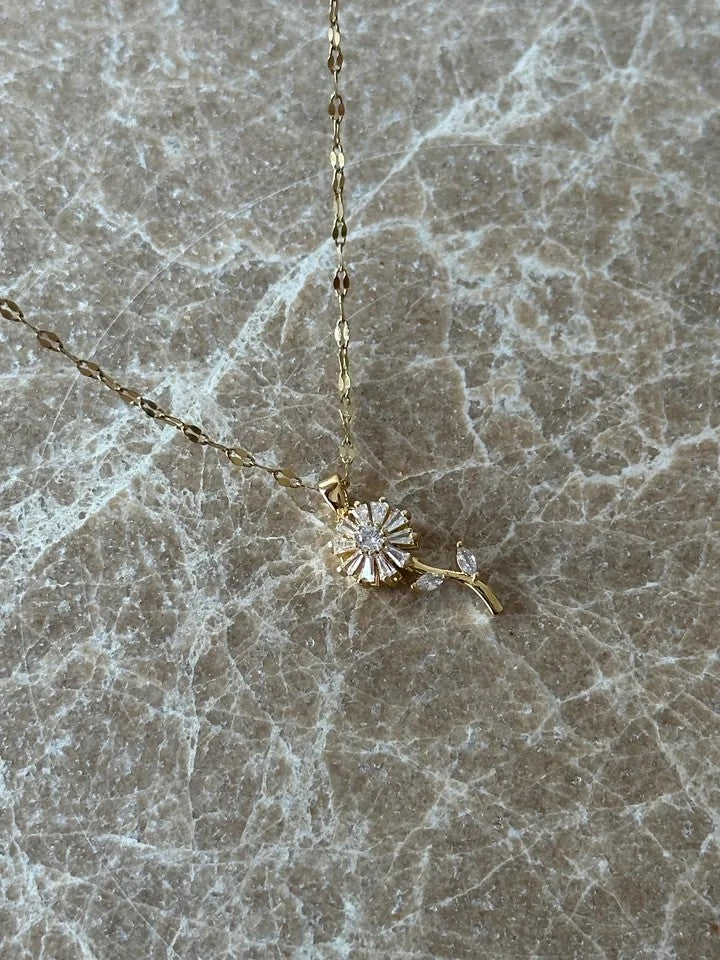 Daisy Fidget Steel Necklace