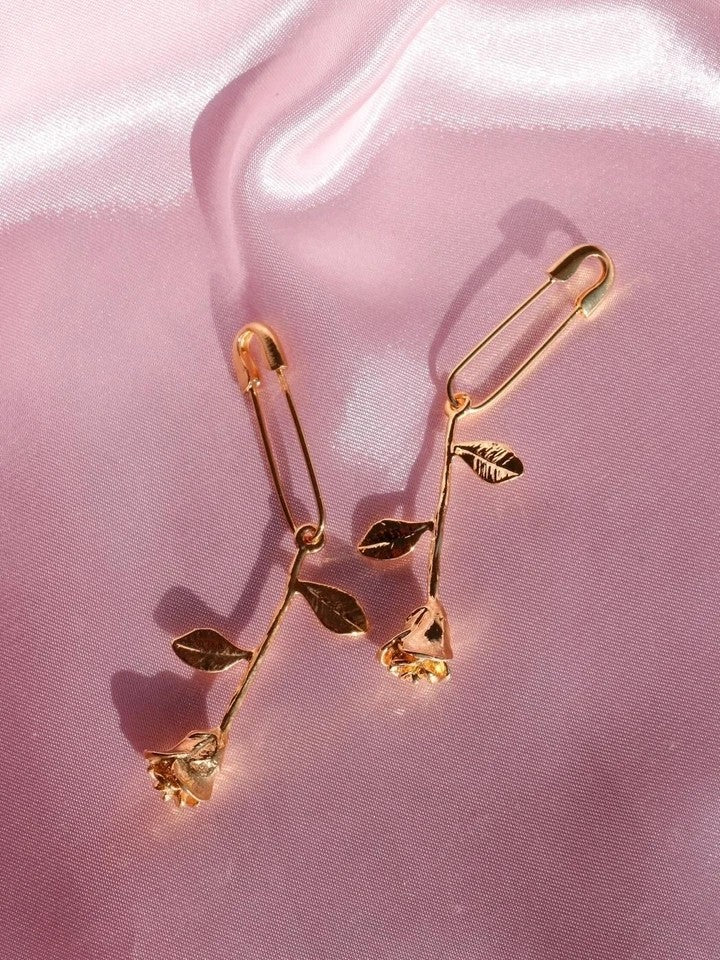 Şahsu Earrings (piece)