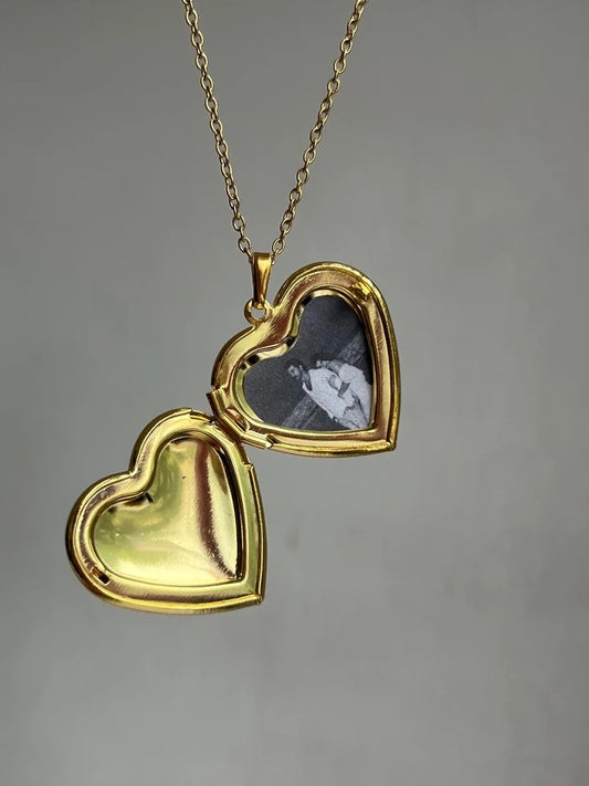 Swan Lake Princess Odette Swan Heart Locket Necklace With Personalized Photo