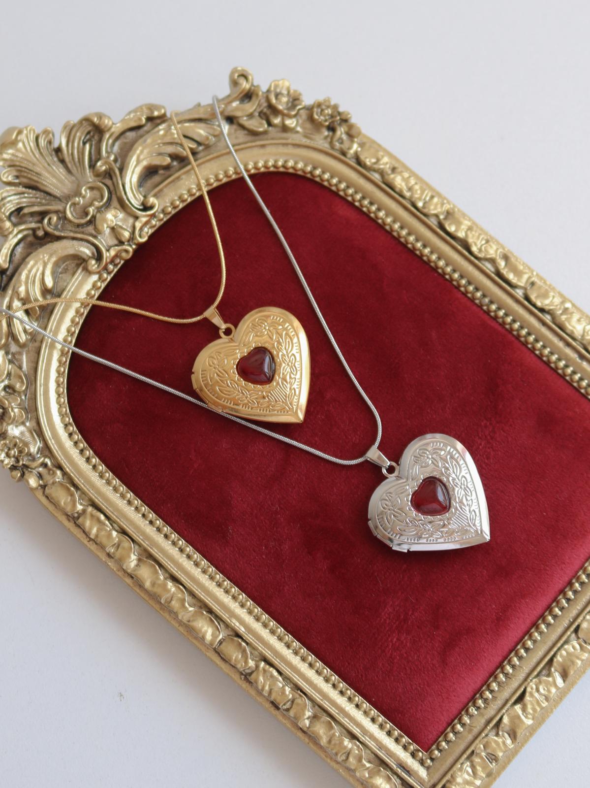 Victorian Heart  Personalized Photo Locket Necklace