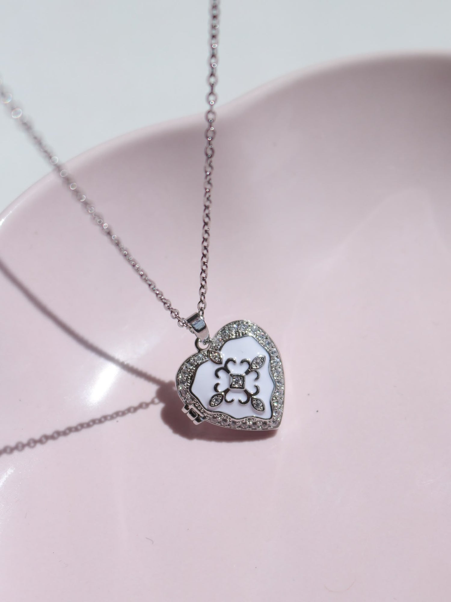 White Timeless Heart Personalized Photo Locket Necklace