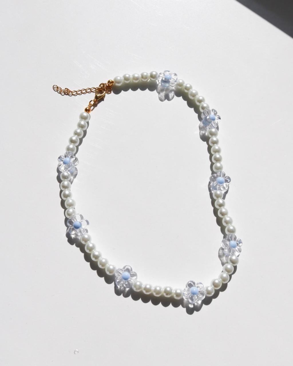 Pearl Daisy Necklace