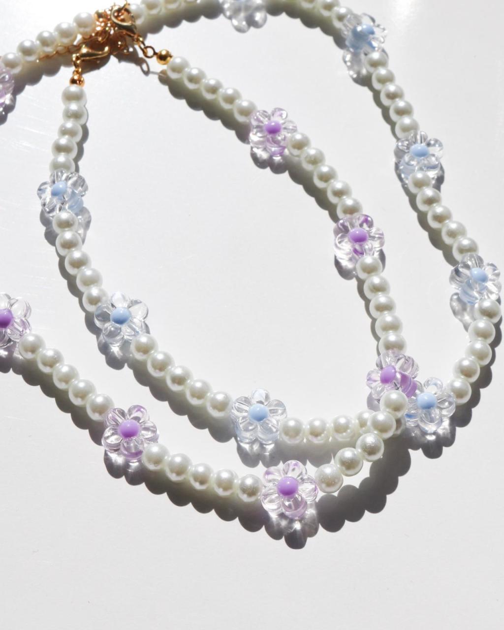 Pearl Daisy Necklace